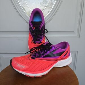 Brooks Launch 4 Running Sneakers